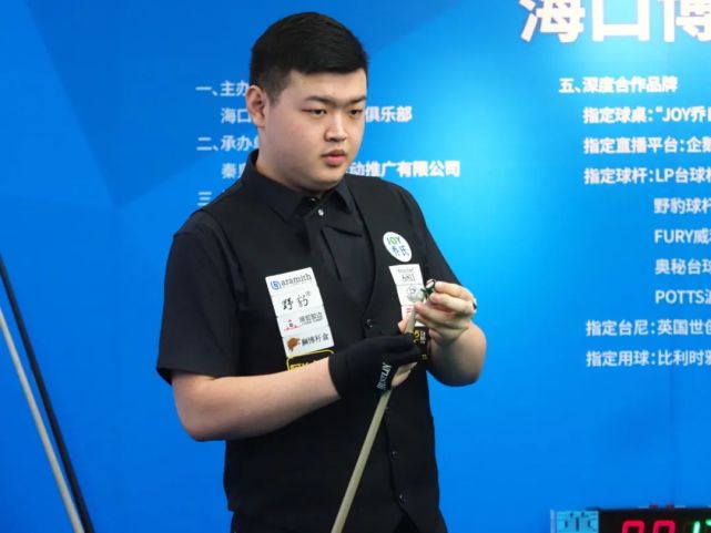 此次加盟波