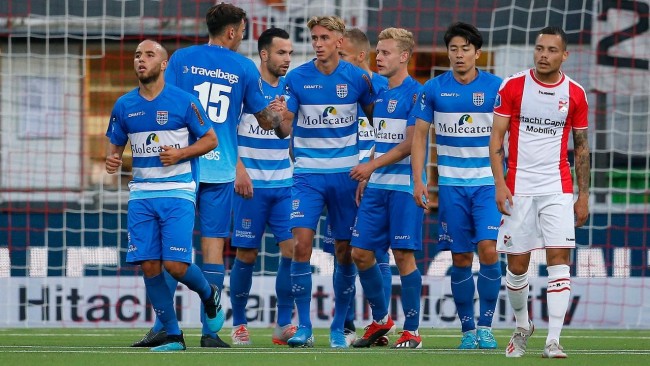 了无数目光 了无数目光