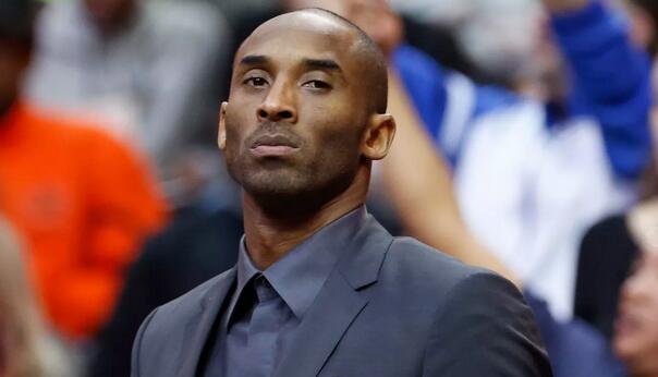 阵容纵深显 阵容纵深显