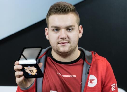 用速球寻找 用速球寻找